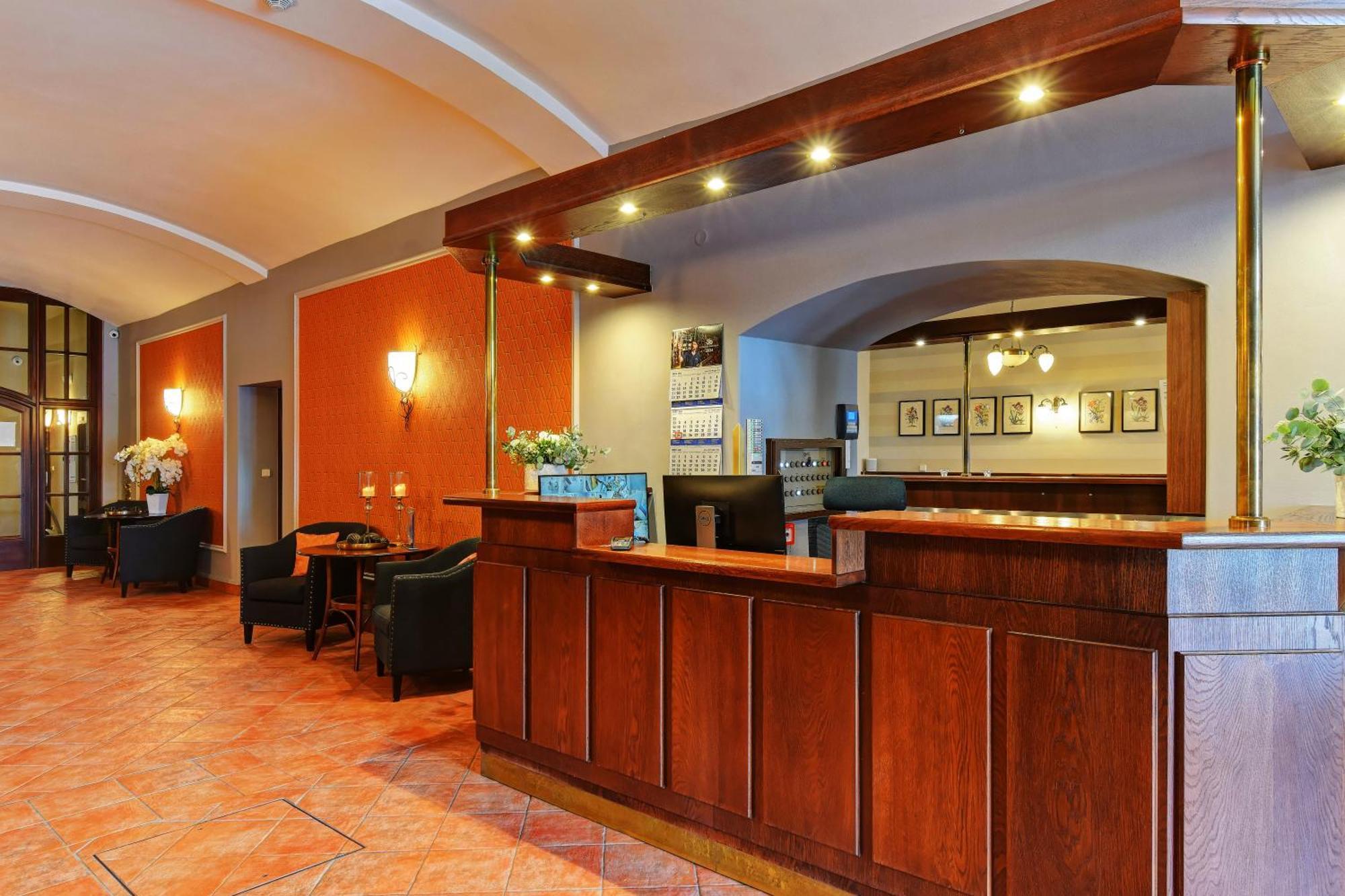 Alexander Hotel Stribro Luaran gambar