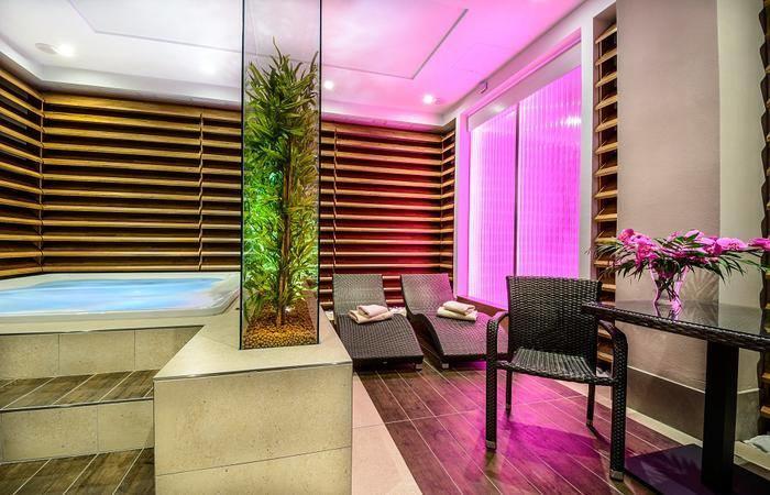 Alexander Hotel Stribro Luaran gambar